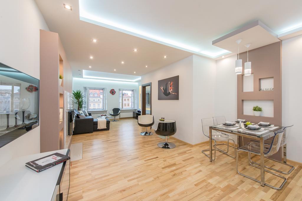 Old Town Square P&O Apartments ワルシャワ エクステリア 写真